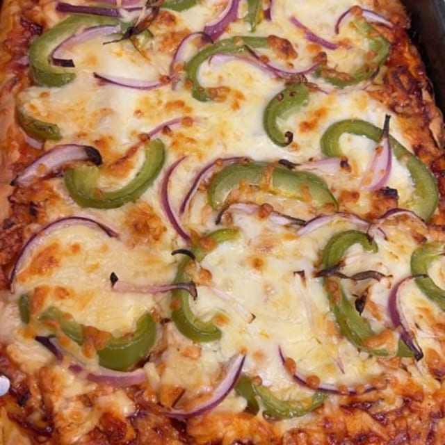 Louisiana Steak Cajun Pizza.