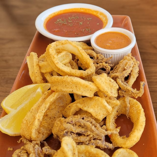 Golden & Crispy Calamari.